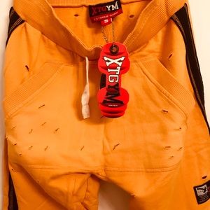 NWT Men’s Extreme Game destroyed Gym pants S